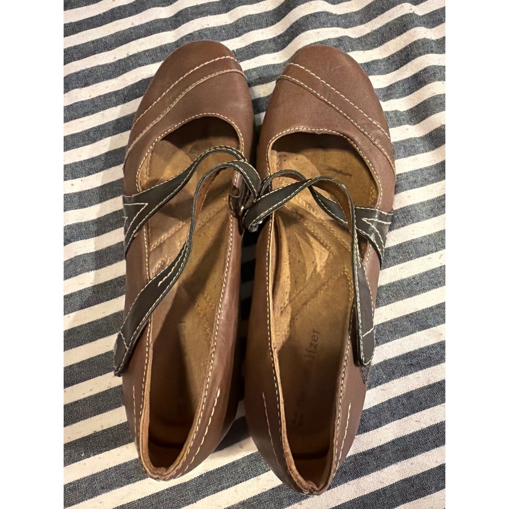 Naturalizer Nelson Brown Leather Mary Jane Flats Contrast Stitch 8.5m Low Wedge